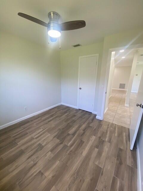 Building Photo - 1100 Cameo Cir