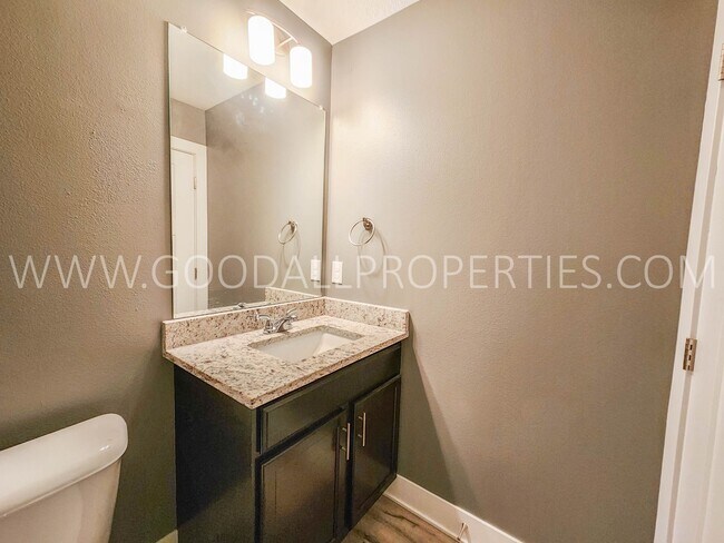 Building Photo - A Must See 4 Bedroom 3.5 Baths in Norwalk with a 3 Car Garage!!!