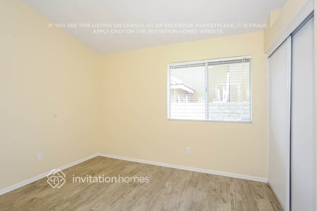 Building Photo - 39826 Milan Dr