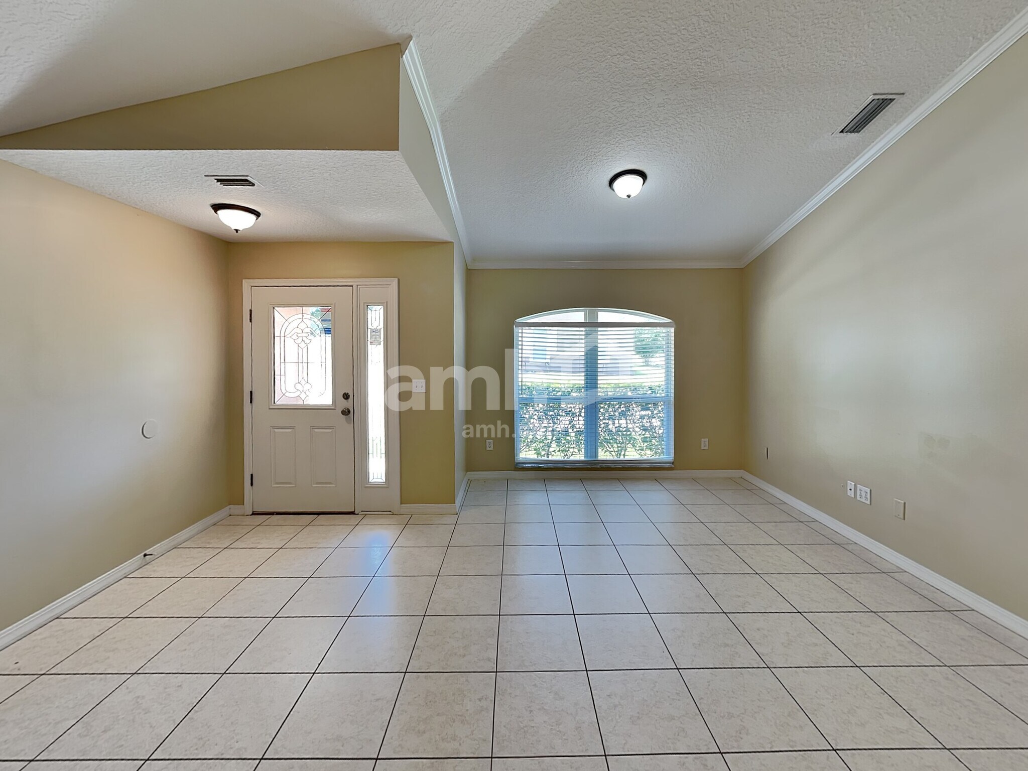 Building Photo - 317 Brazil Dr