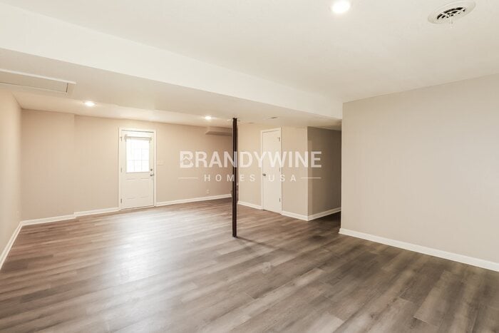 Building Photo - 1402 Rose St