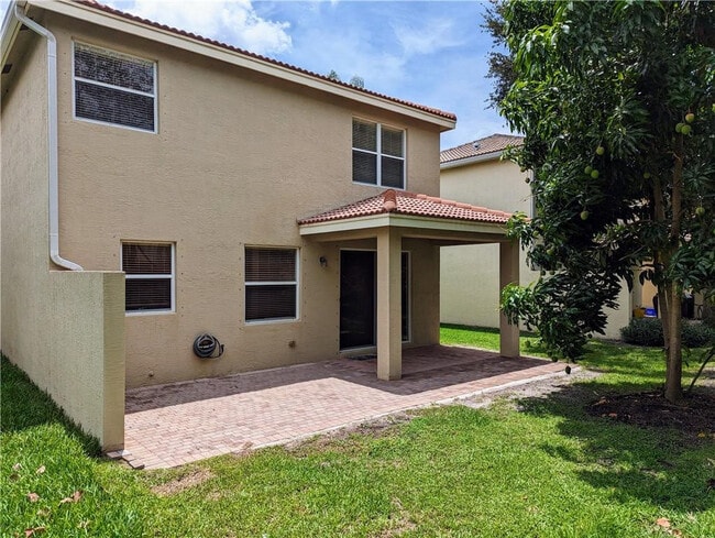 Building Photo - 10785 Paperbark Pl