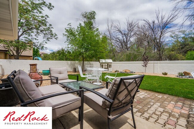 Building Photo - 3 Bedroom Home With 2 Car Garage In St. George