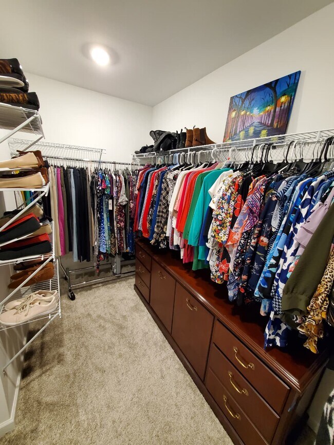 Building Photo - 2921 Salinger Wy