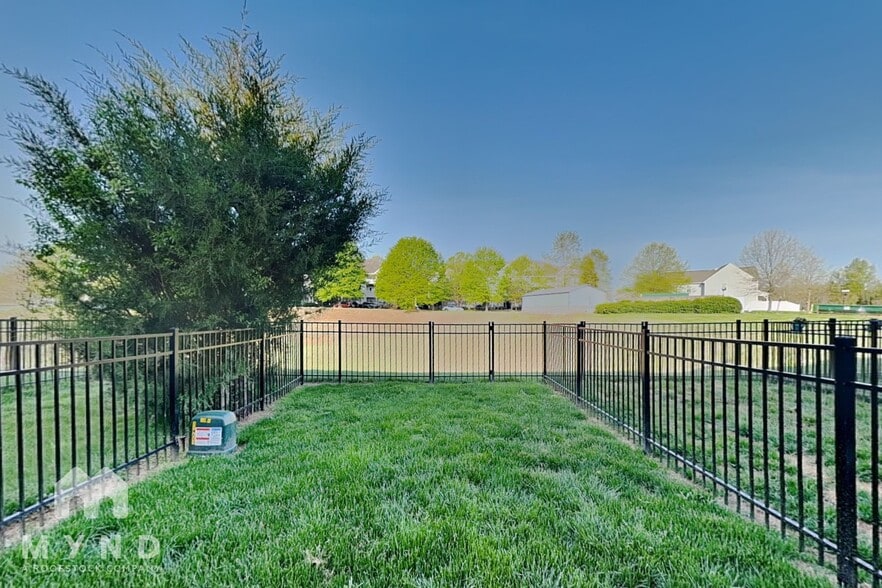 Building Photo - 2408 Eagle Creek Ct