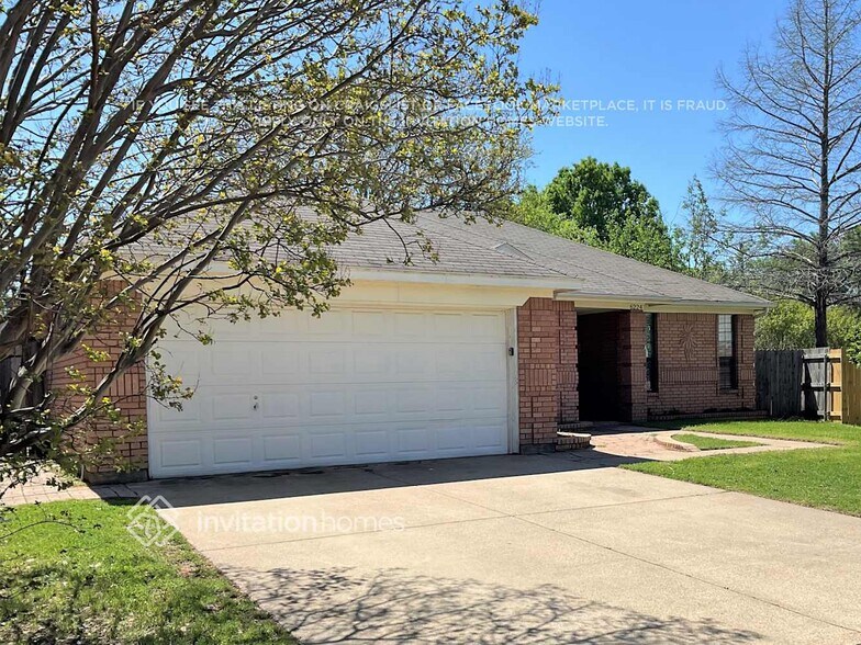 Building Photo - 6224 Vista Wood Dr