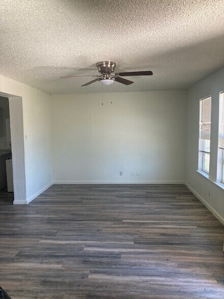 Unit A Living Room - 714 S River St