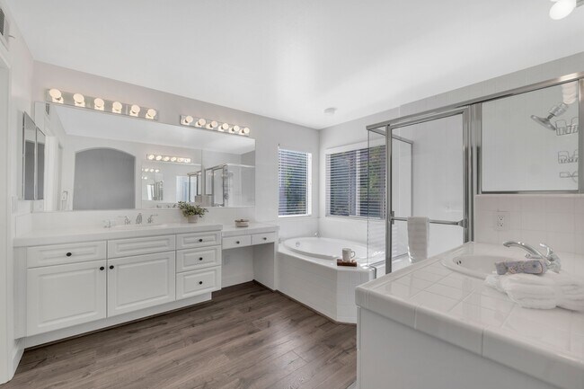 Building Photo - 2775 Florentine Ct
