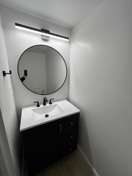 Building Photo - 246 Fir Tree Ct