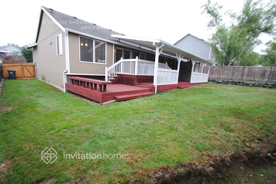 Building Photo - 6812 76th Dr NE