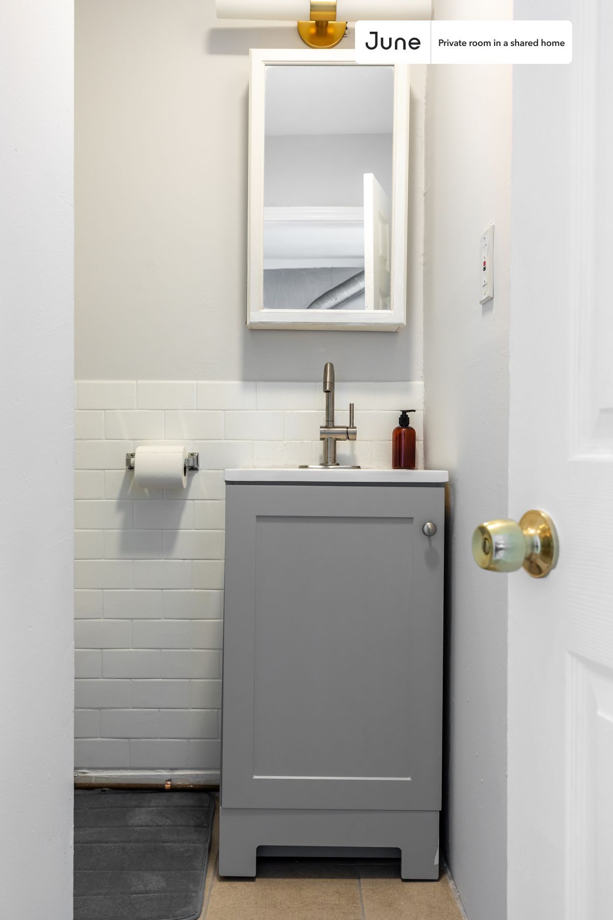 Building Photo - Room in Shared 2 bed/1.5 bath home