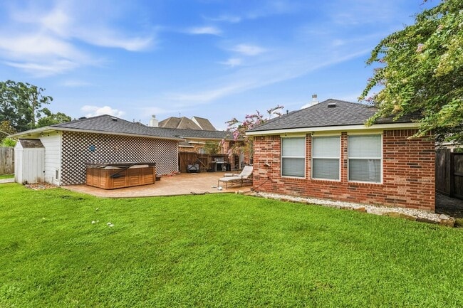 Building Photo - 27730 Geneva Hills Ln