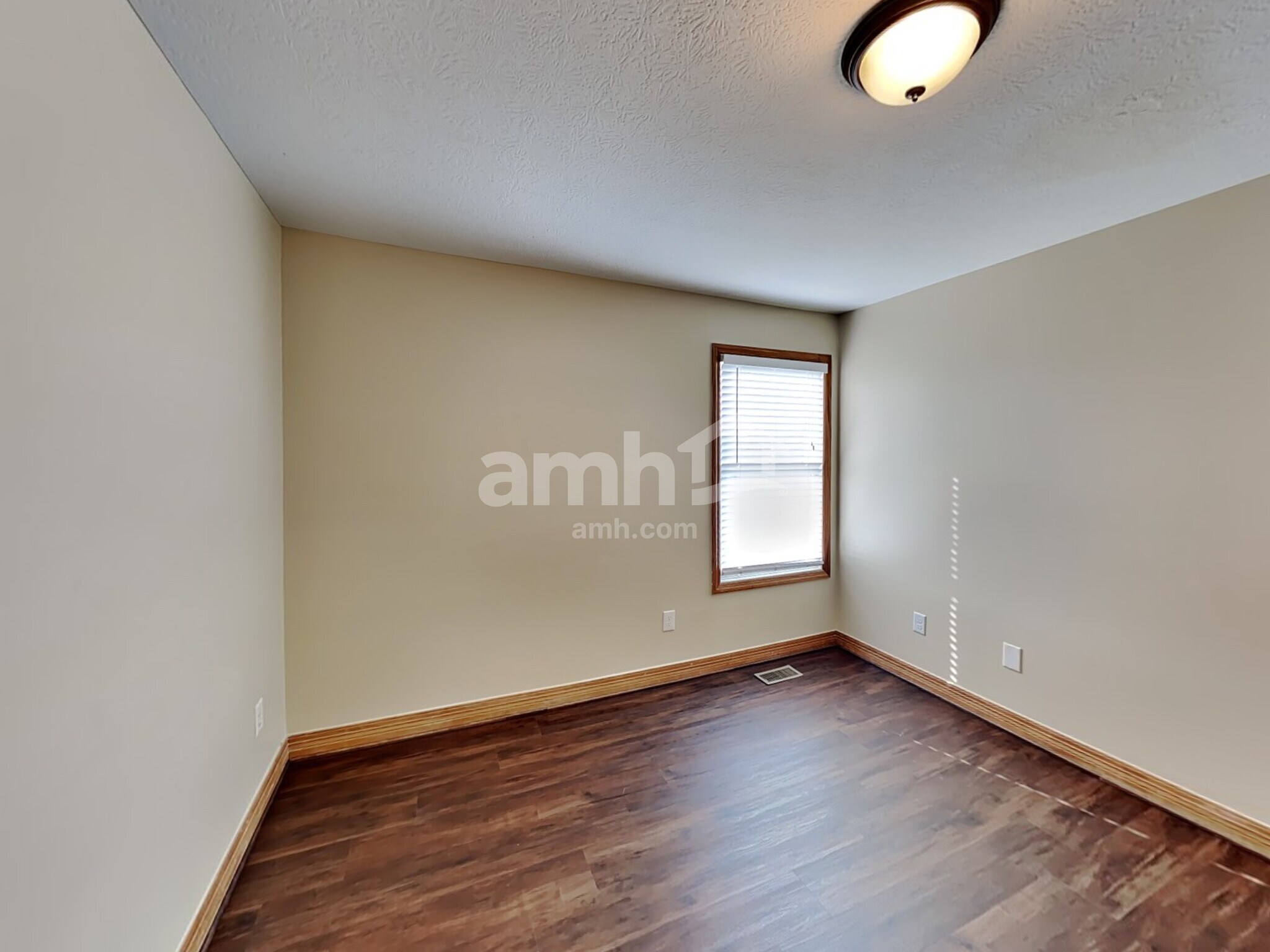 Building Photo - 7911 Butterfield Ln
