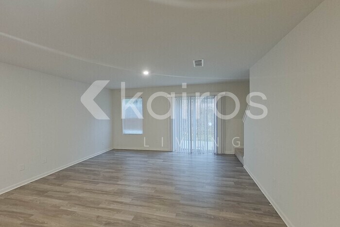 Building Photo - 308 Ironwood Ct