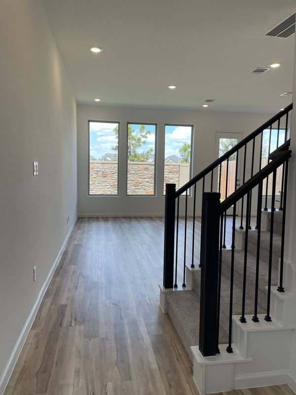 Building Photo - 5531 Holly Hvn Ct