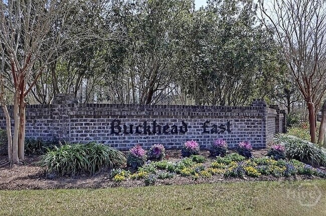 Building Photo - 2980 Kingswood Dr