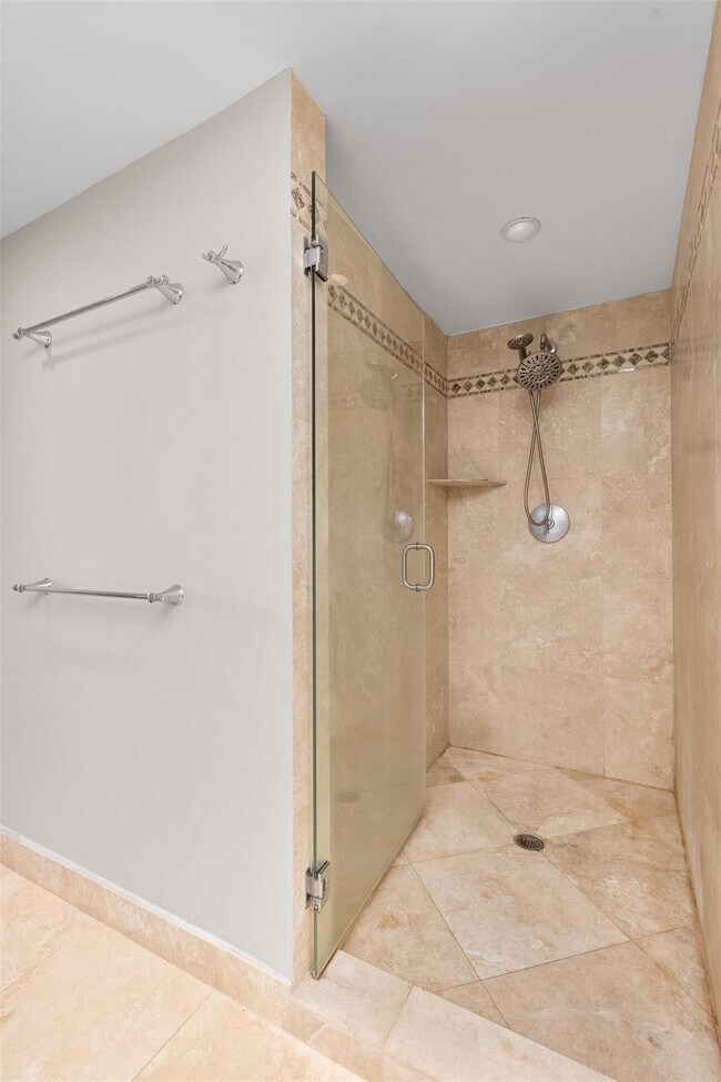 Building Photo - 45 Hendricks Isle