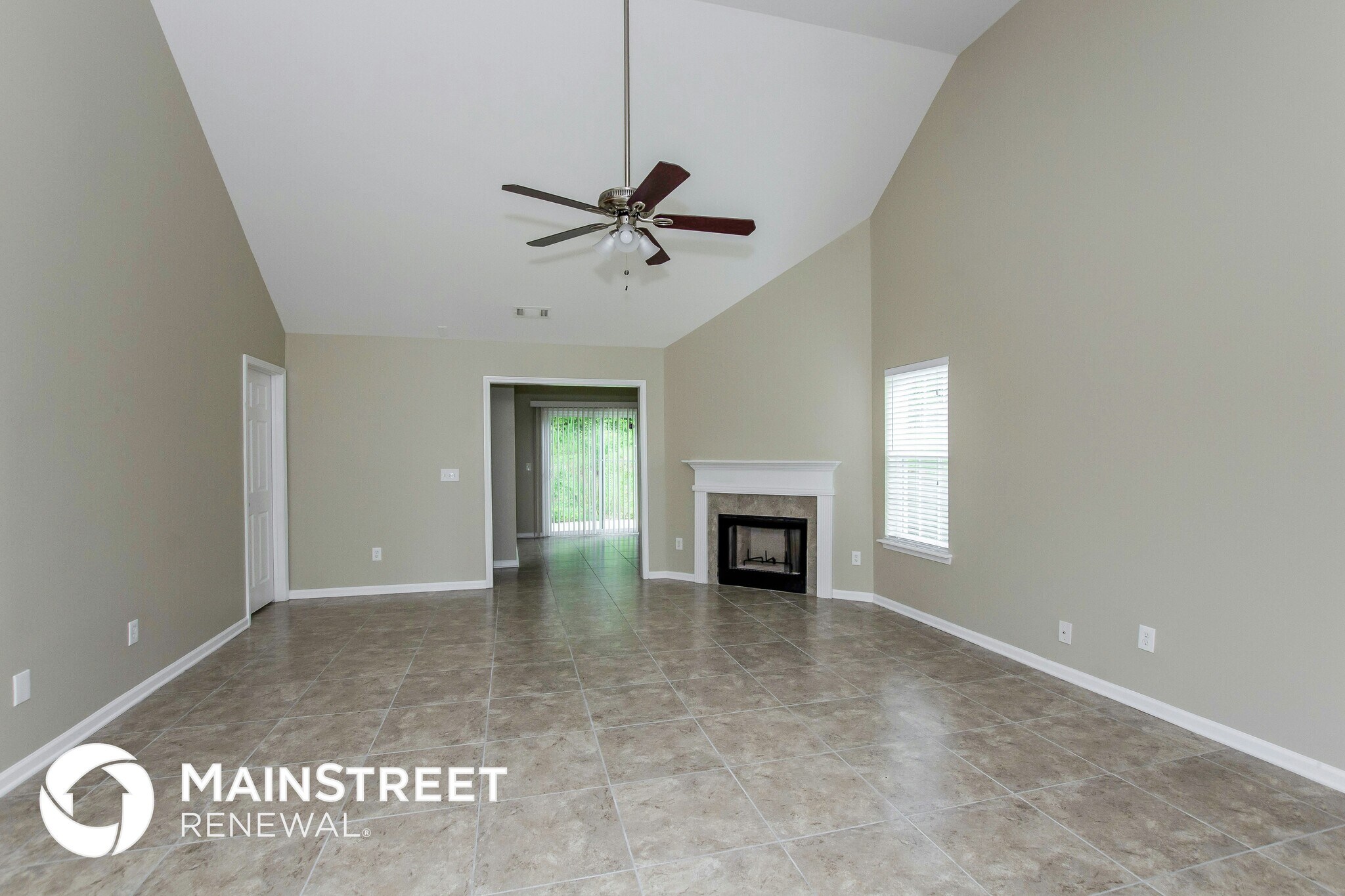 Building Photo - 2439 Sunset Oaks Dr