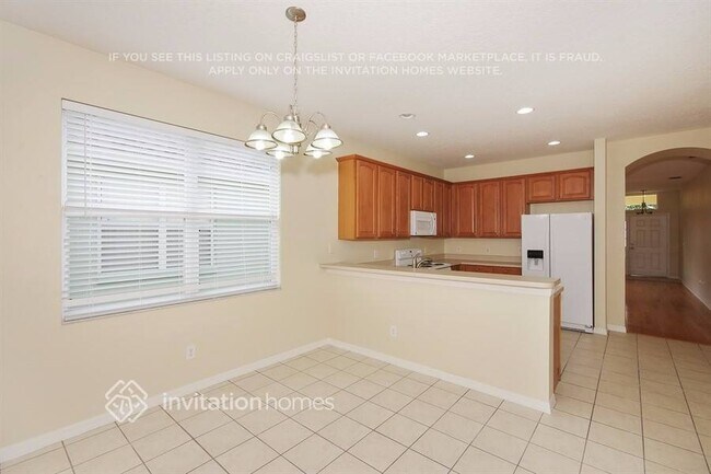 Building Photo - 5319 Santa Ana Dr