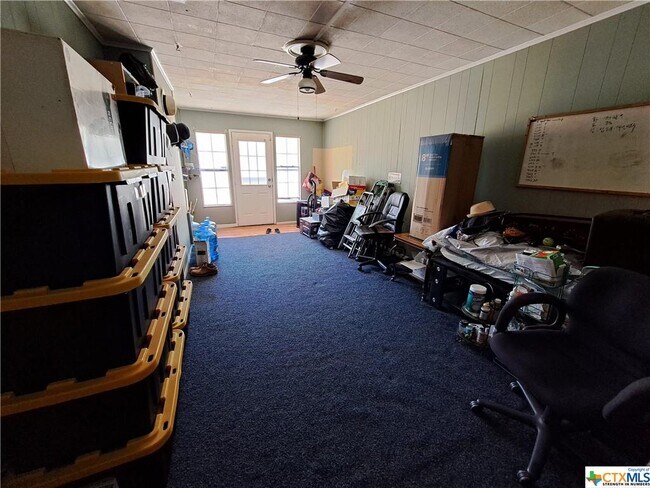 Building Photo - 2308 Lily Dr