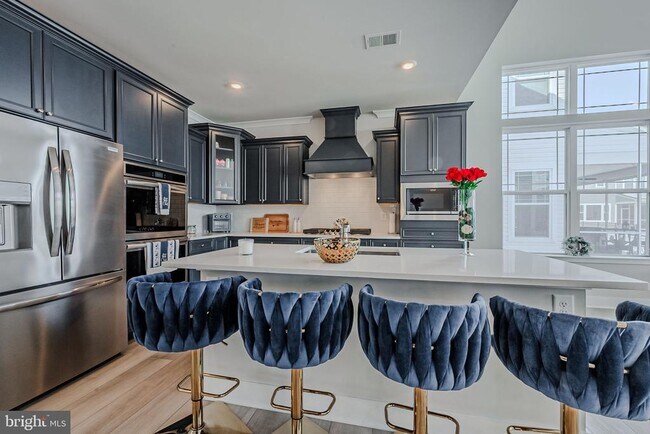 Building Photo - 34238 Graham Cir