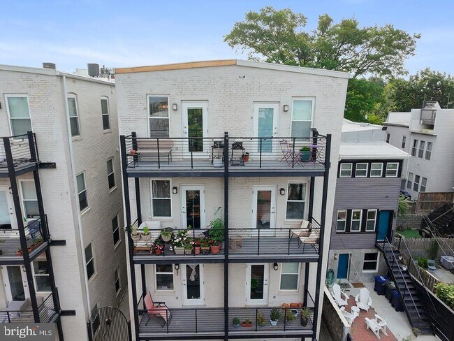 Building Photo - 1812 North Capitol St NW
