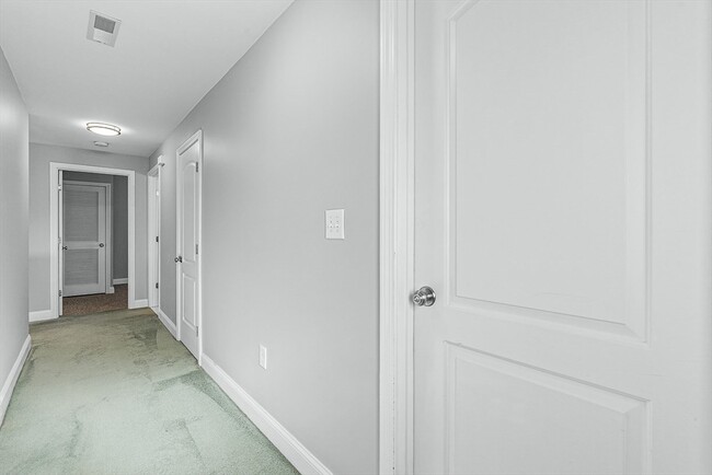 Building Photo - 76-78 Bradbury Ave