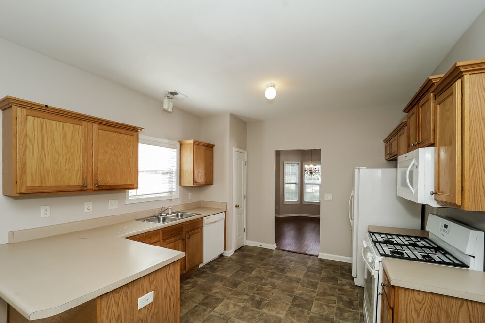 Building Photo - 8131 Vincent Mill Dr