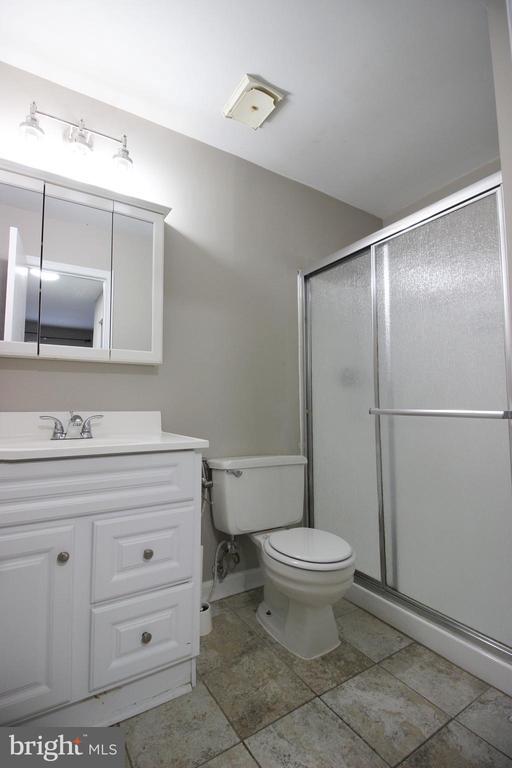 Building Photo - 8022 Northumberland Rd