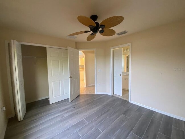 Building Photo - 15144 Lakeland Cir