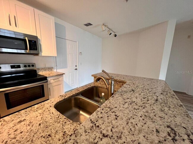 Building Photo - 5550 E Michigan St