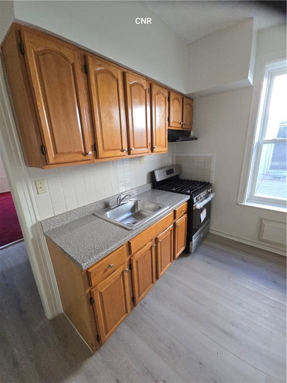 Primary Photo - 252 E 46th St