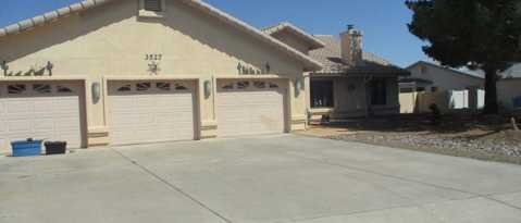 Building Photo - 3527 E Trevino Dr