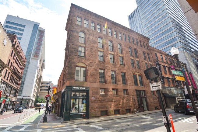 Building Photo - 681 Washington St