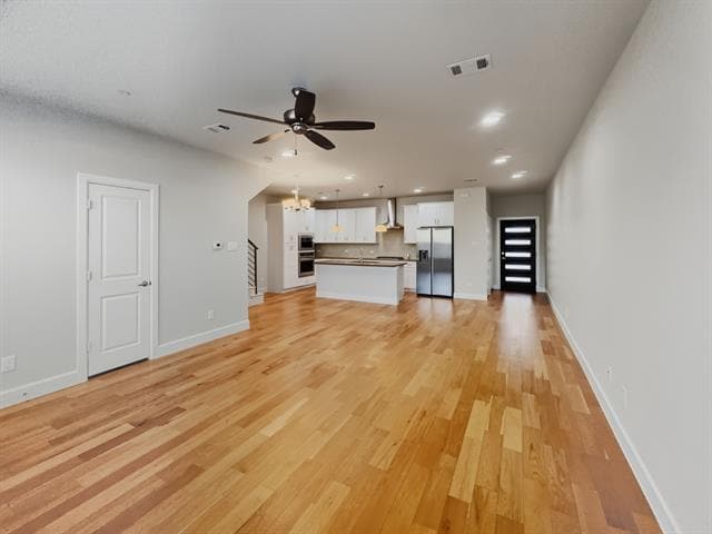 Building Photo - 5704 Woodlands Dr