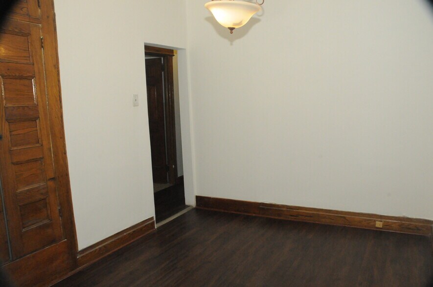 Building Photo - 3367 John F Kennedy Blvd