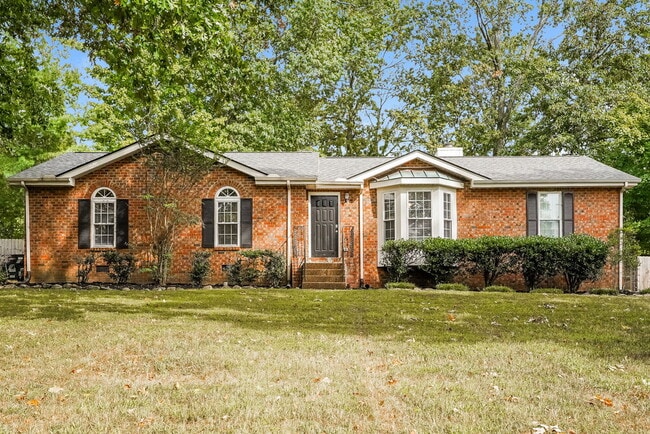 Building Photo - 218 Lakeside Park Dr