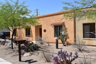 Building Photo - 312 S Cherry Ave