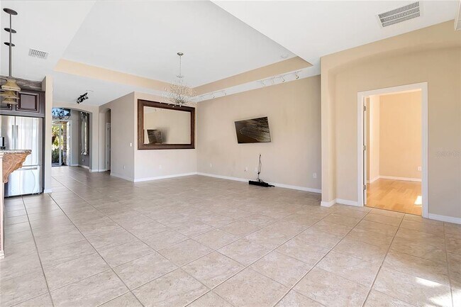 Building Photo - 6289 Falcon Lair Dr