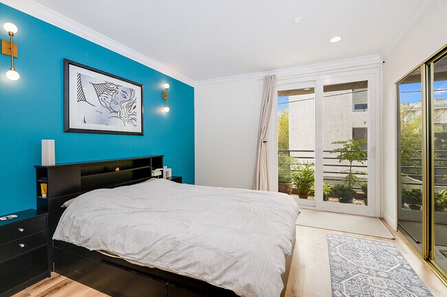 Building Photo - 20 Catamaran St