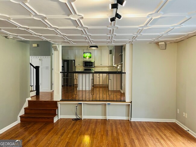 Building Photo - 55 Tyler Woods Dr