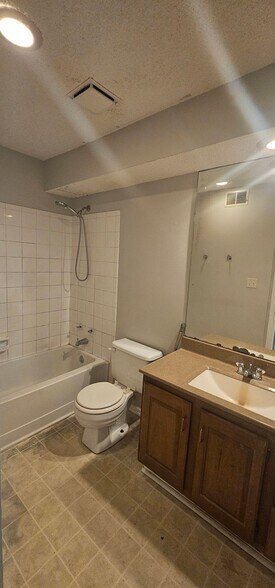 Building Photo - 8793 W 106th Ter