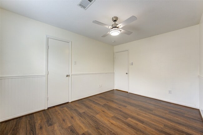 Building Photo - 1215 Whisper Trace Ct