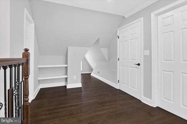 Building Photo - 1607 N Glebe Rd