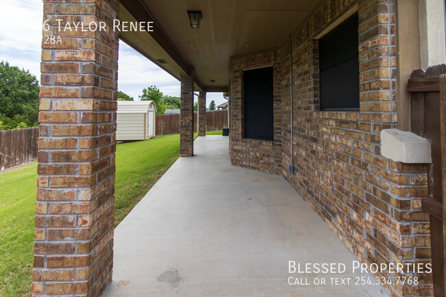 Building Photo - 9706 Taylor Renee Dr