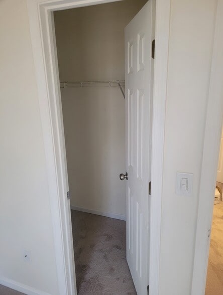 Building Photo - 1252 Castine Ct