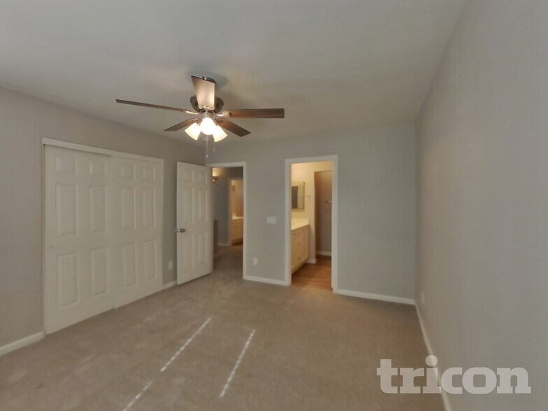 Building Photo - 5142 Piazza Cavour Dr
