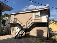 Building Photo - Historic Sanford Second Floor 1BR/1BA Apar...