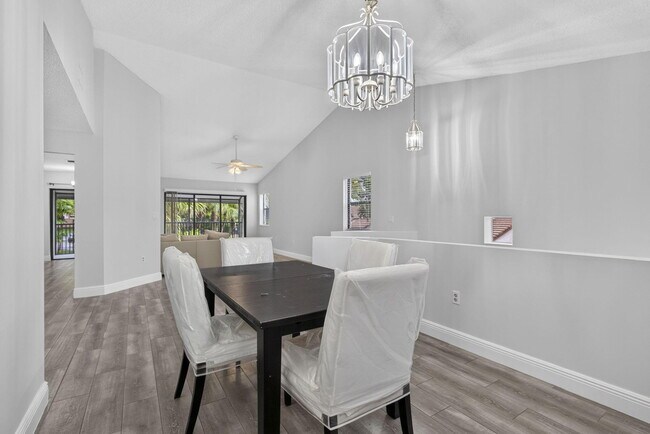 Building Photo - 12708 Shoreline Dr