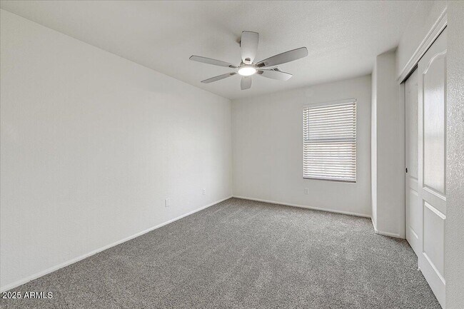 Building Photo - 2847 S 161st Dr